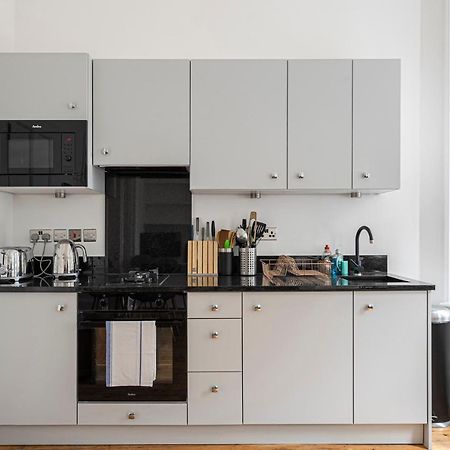 Chic Apartment Near Kensington Palace Londra Esterno foto