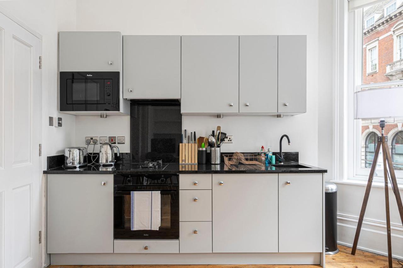 Chic Apartment Near Kensington Palace Londra Esterno foto